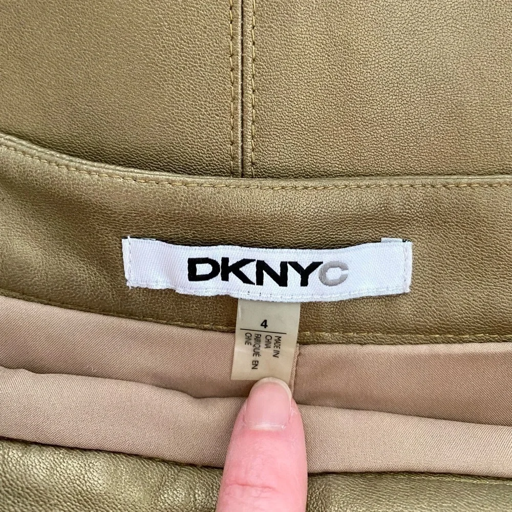 DKNYC NEW Bronze Gold Metallic Leather Skirt Women’s Size 4 NWT